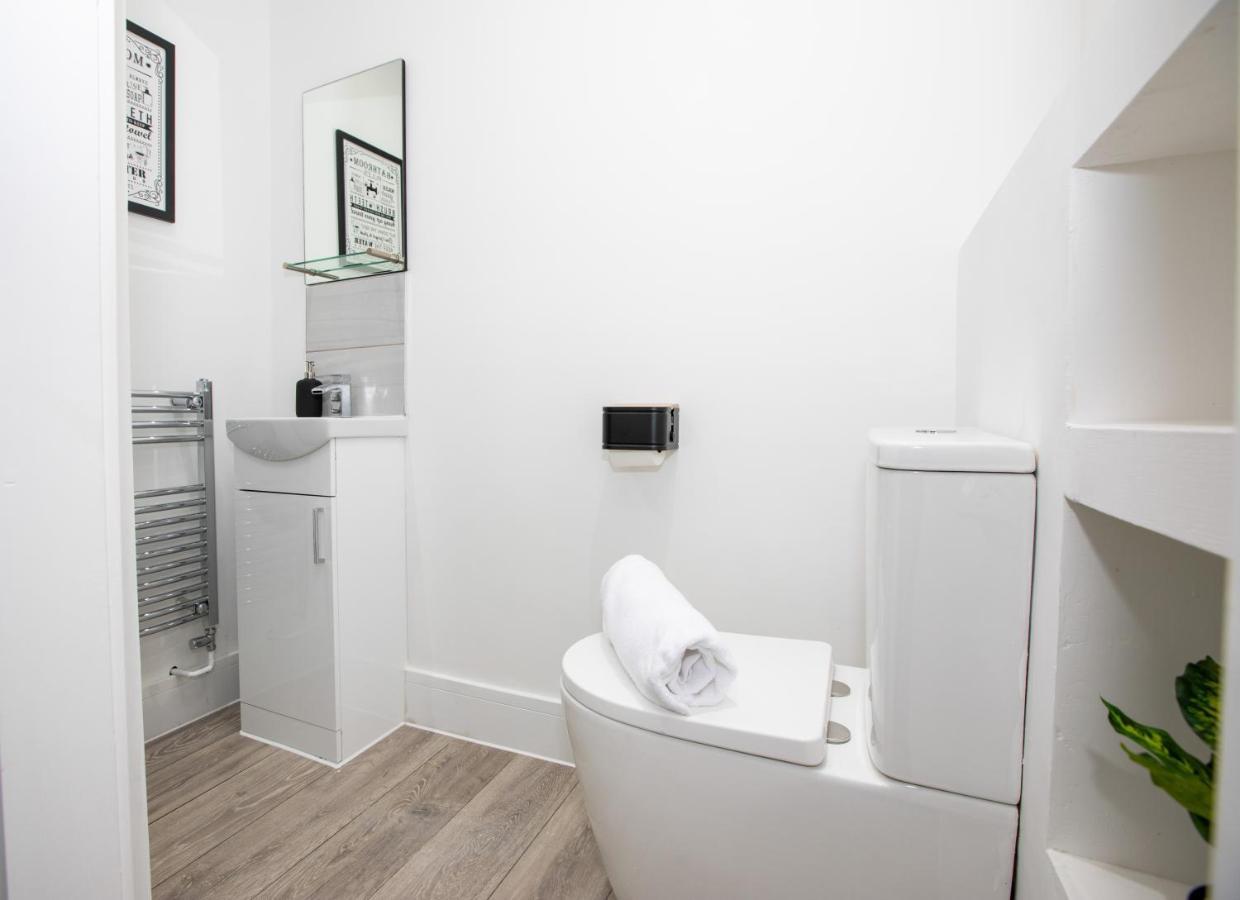 Stylish Stay Near The Stadium Walk To The Action Liverpool Exterior foto