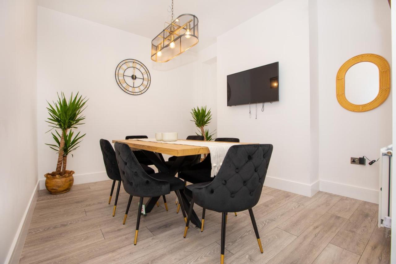 Stylish Stay Near The Stadium Walk To The Action Liverpool Exterior foto
